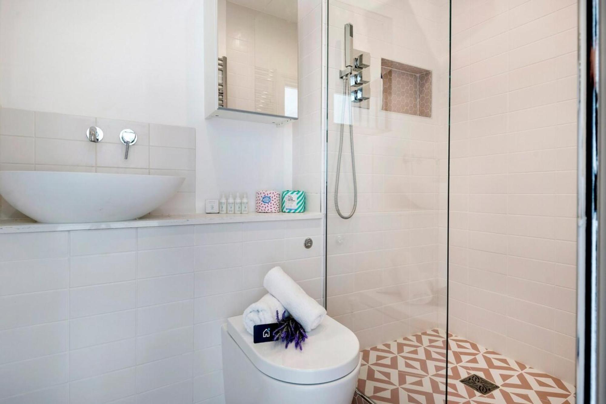 Apartamento Modern And Bright Highgate Gem Londres Exterior foto